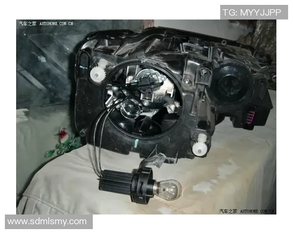 最有型的足球明星盘点：风格与实力兼具的球场魅力男神