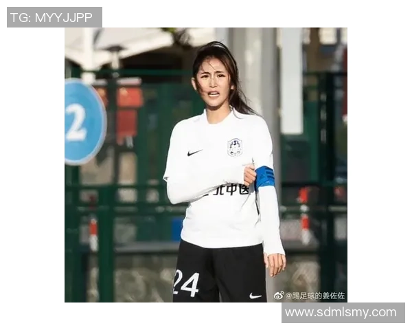 开网约车的足球明星如何在赛场之外创造新机会与生活方式